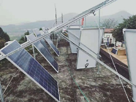 成都日照少，装太阳能发电划算吗？实际年发电量有多少？